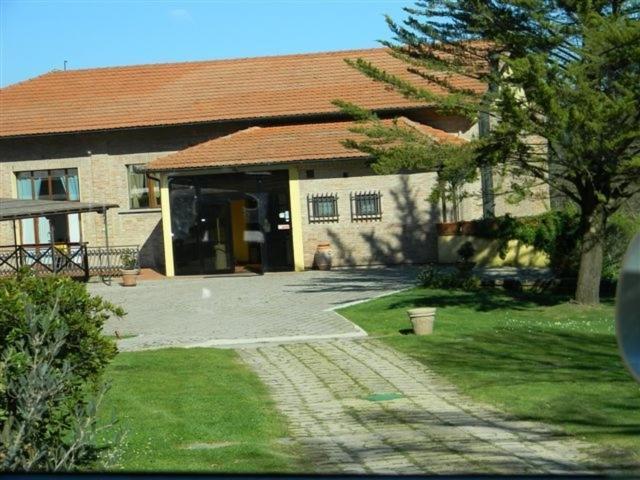 Hotel Residence Sant'Uberto Роккастрада Экстерьер фото