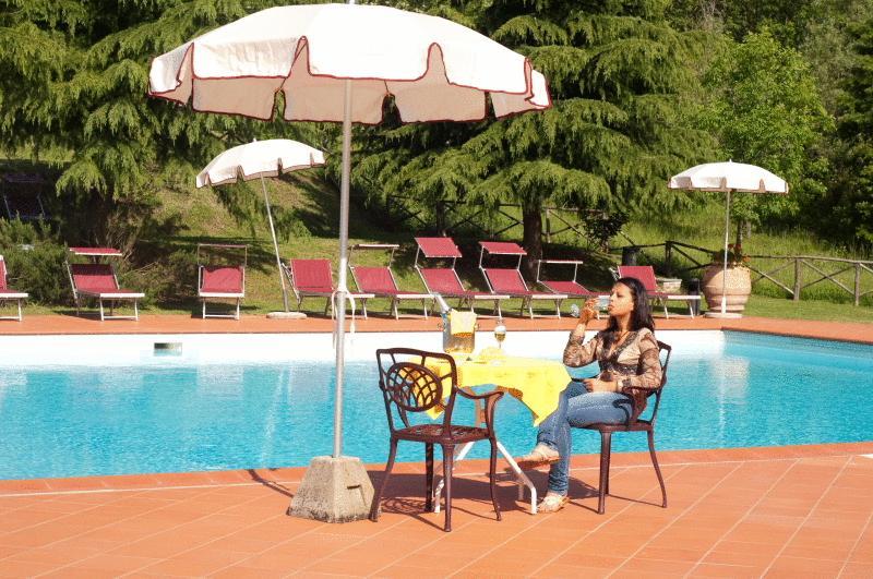 Hotel Residence Sant'Uberto Роккастрада Экстерьер фото