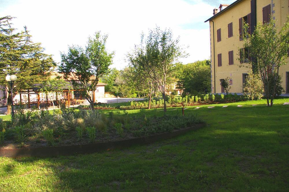 Hotel Residence Sant'Uberto Роккастрада Экстерьер фото